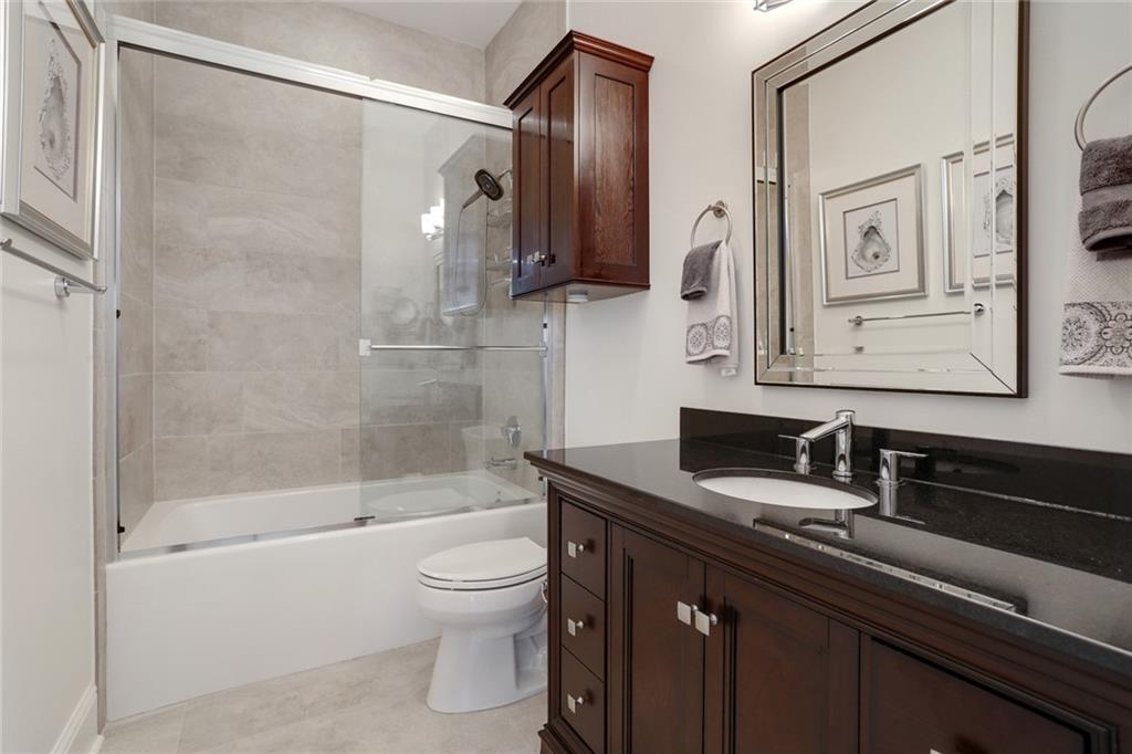 Mid City 3 bedroom furnished home near Fairgrounds Bayou St. John