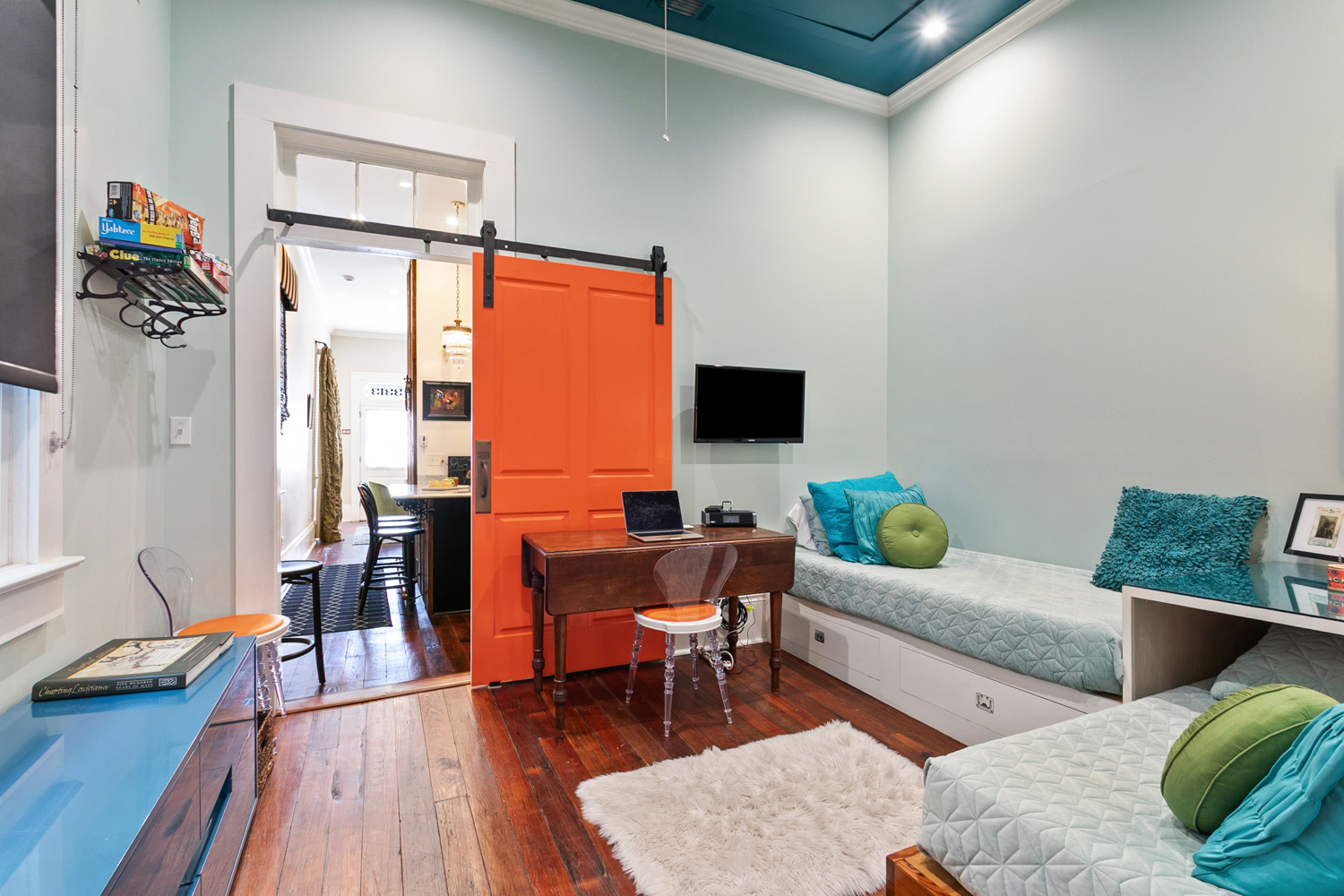 Irish Channel Furnished 2 bedroom